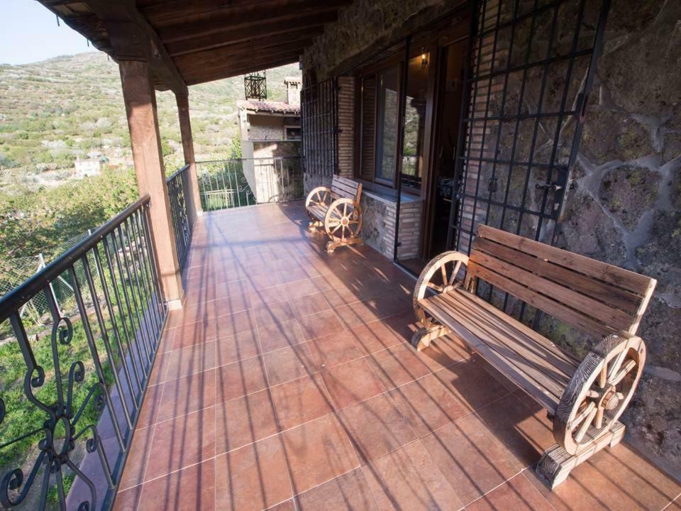 Casa Rural Apartamento Las Malpicas 纳瓦孔塞霍 外观 照片